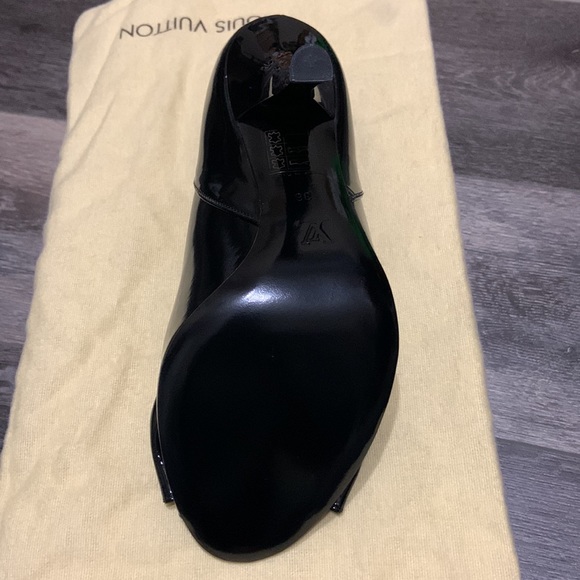 Louis Vuitton Size 36 Black Patent Bow Motif Open Toe Heels - Picture 5 of 6